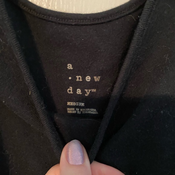 LOT OF 6 Target and UO Tank/Tee Basics Shirts, Black/Taupe/Gray, Size S/M - Picture 11 of 14